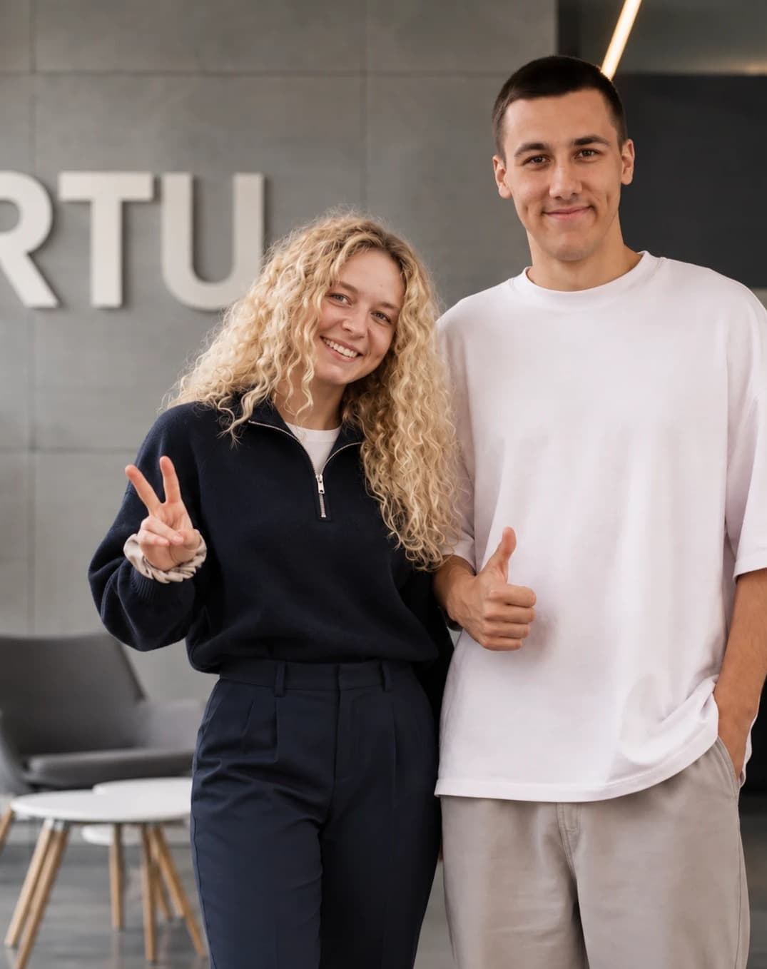 FEEL DIGITAL dibinātāji Rīgas Tehniskās universitātes telpās